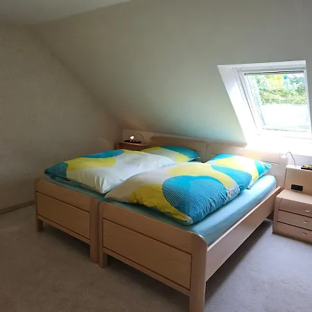 Apartment Mit Großem Garten *